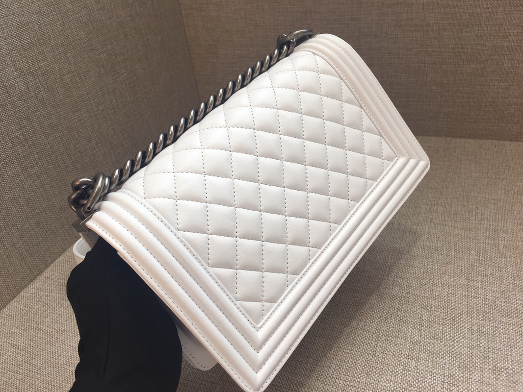 Lambskin Medium Boy Handbag Flap Bag A67086 White